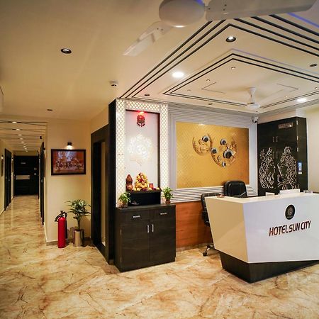 Hotel Suncity Ахмедабад Экстерьер фото