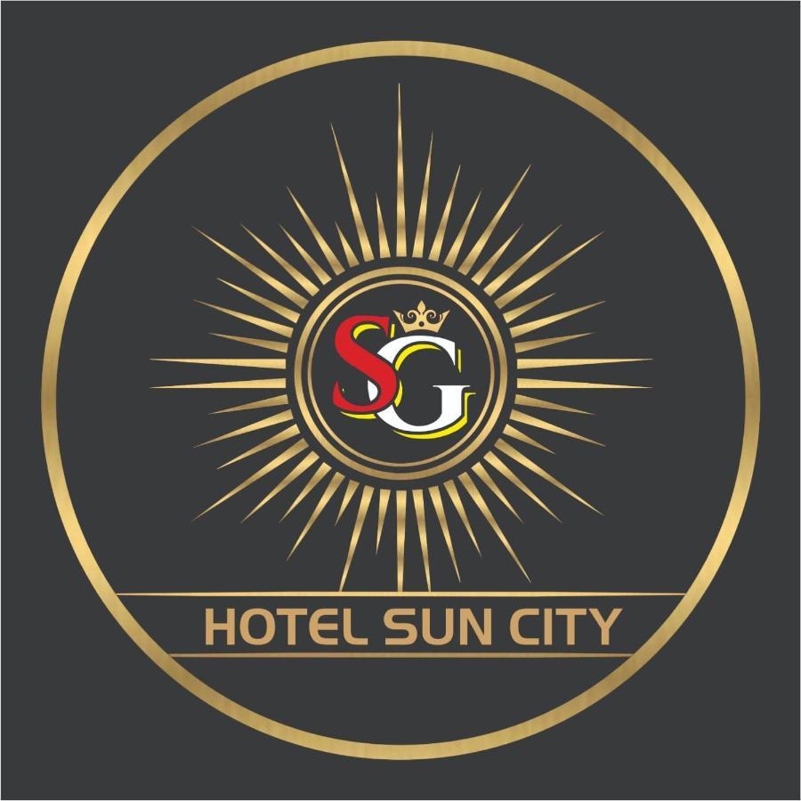 Hotel Suncity Ахмедабад Экстерьер фото