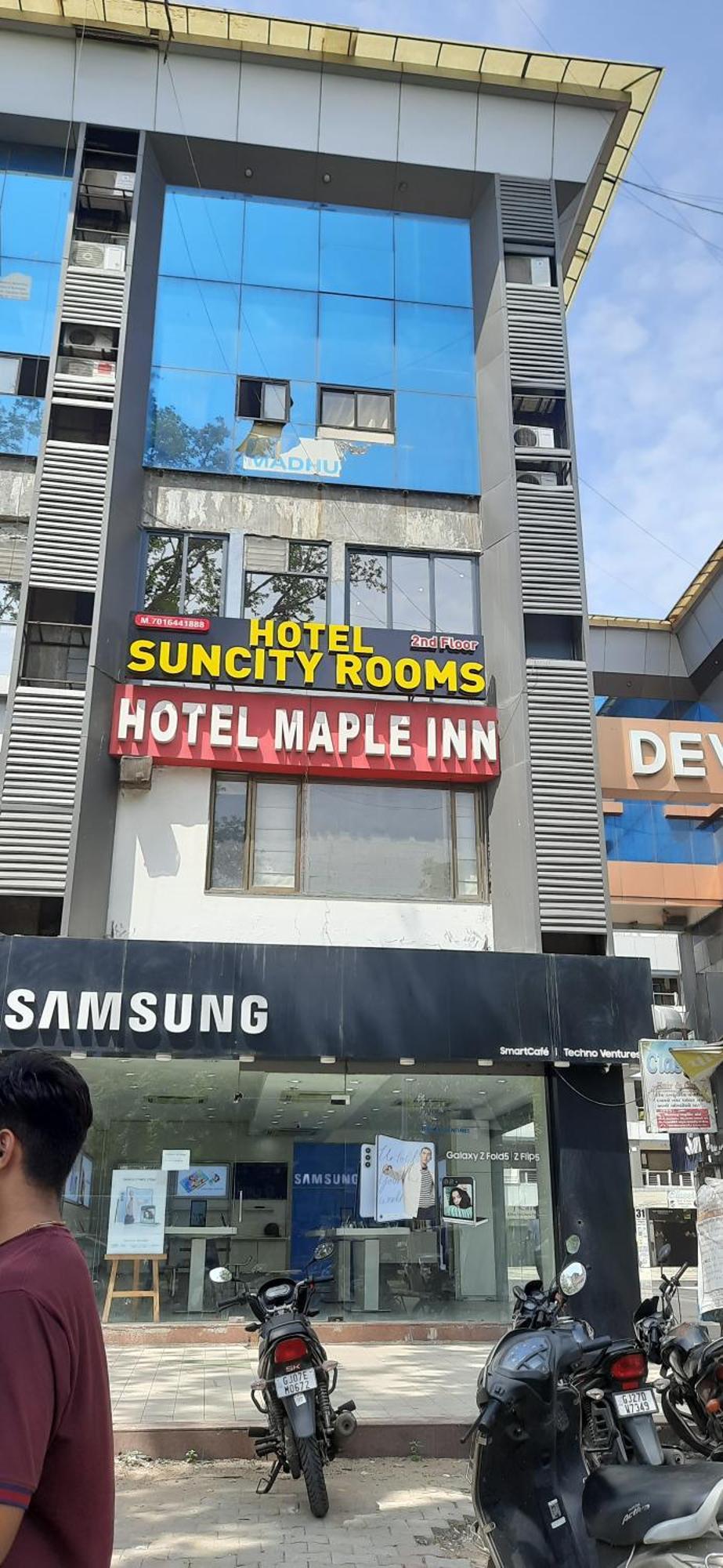 Hotel Suncity Ахмедабад Экстерьер фото